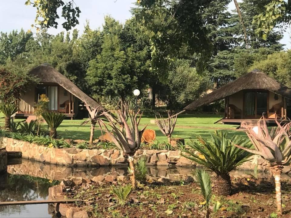 Nkanga Lodge Accommodation & Venue Kempton Park Esterno foto